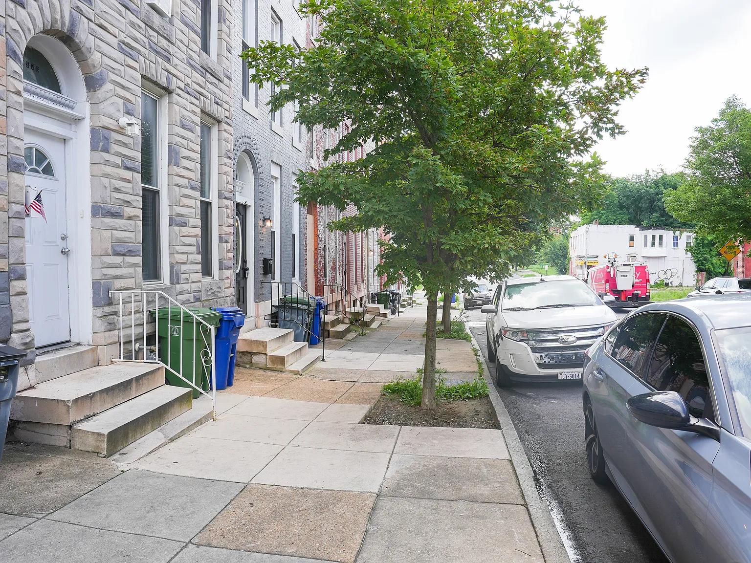 6 bed, 6.0 bath, $5,000 — Photo 2