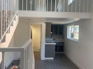 1222 W Spring St #B, Long Beach, CA 90810