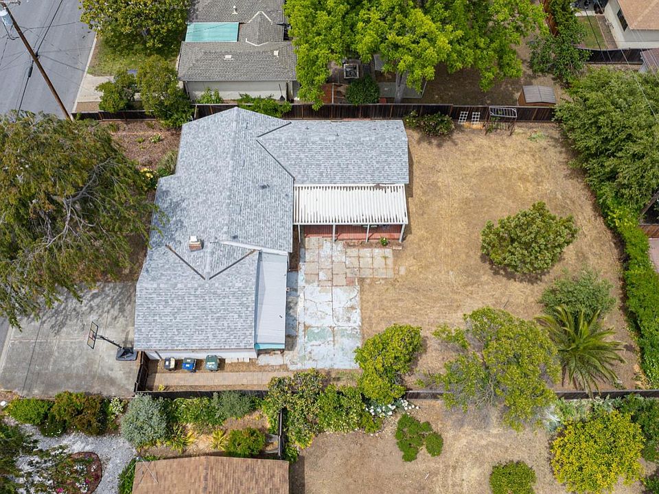 1st image of 1356 Lillian Ave