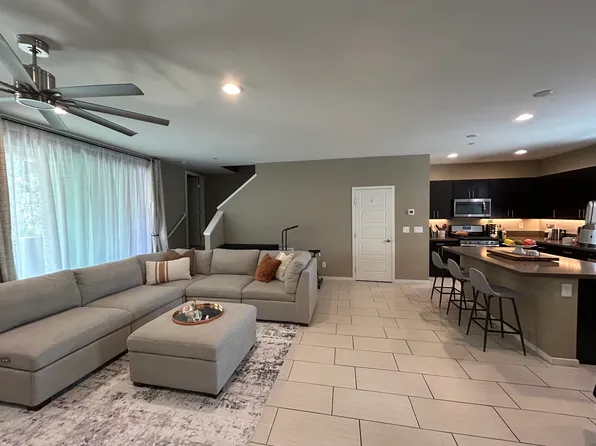 11231 Hidden Peak Ave Unit 207, Las Vegas, NV 89135
