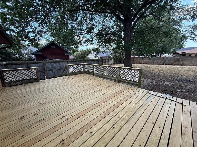 2200 Hickory Dr SW — Photo 14