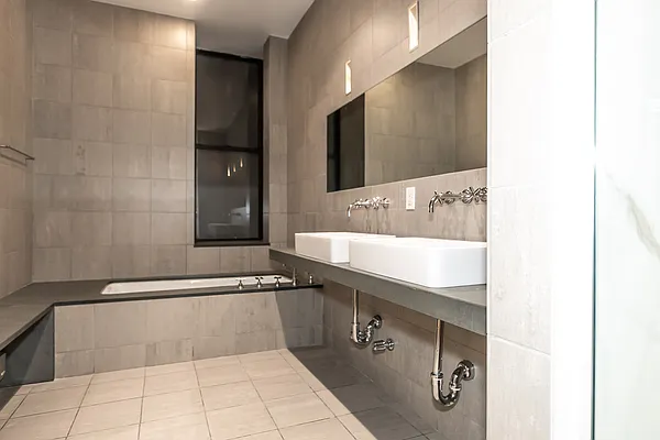 Rented by Compass | media 9