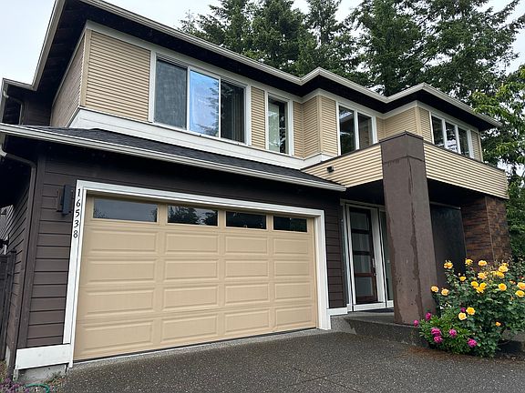 2nd image of 16538 SE 46th Ct