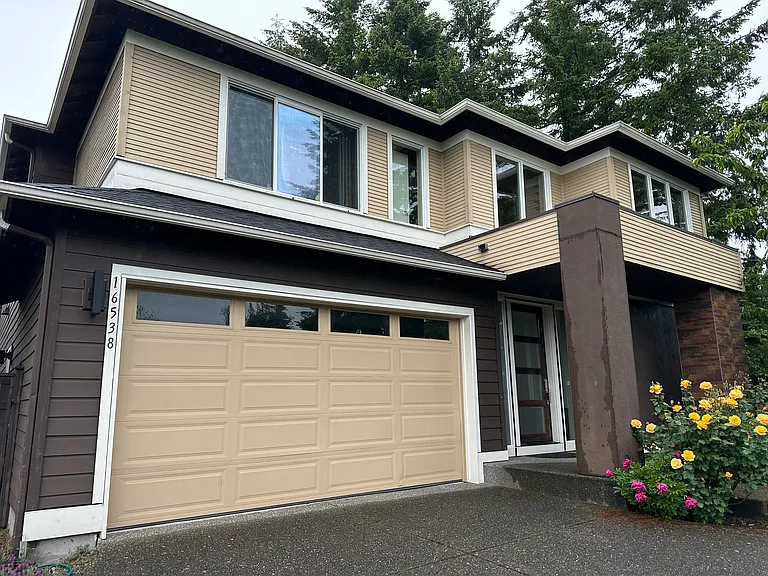 16538 SE 46th Ct — Photo 2