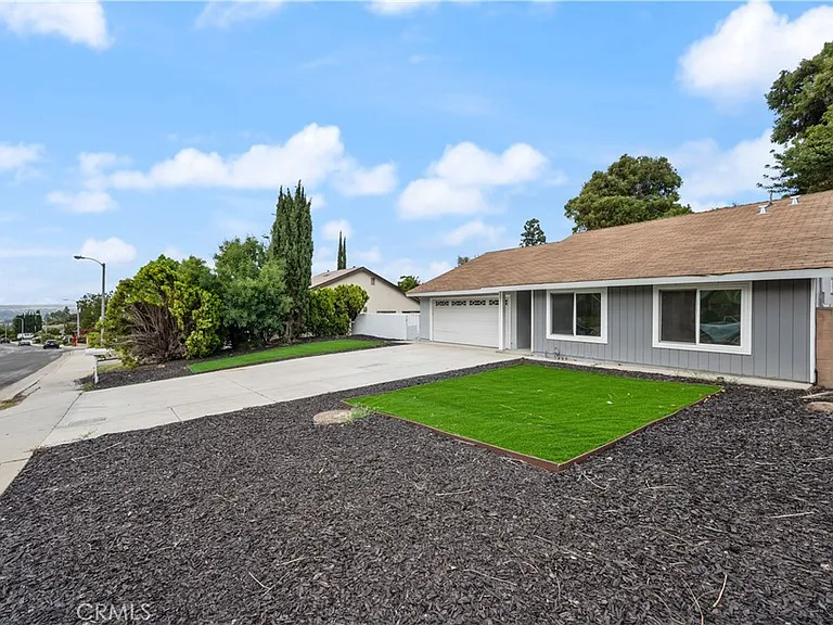 18578 Fieldbrook St — Photo 2