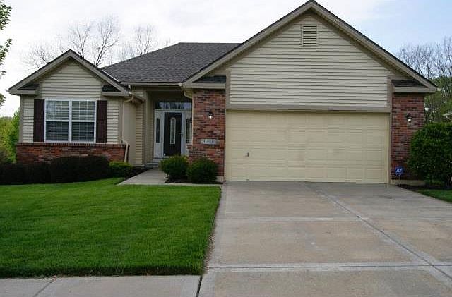 1st image of 2808 S Woodbury Dr