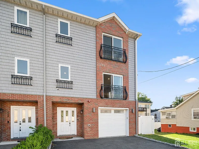 22 Arcadia Pl #B — Photo 38