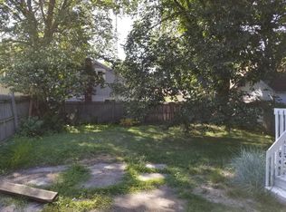 1810 Stirling Ave, Lansing, MI 48910