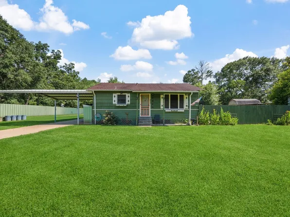 9820 Highway 150, Shepherd, TX 77371