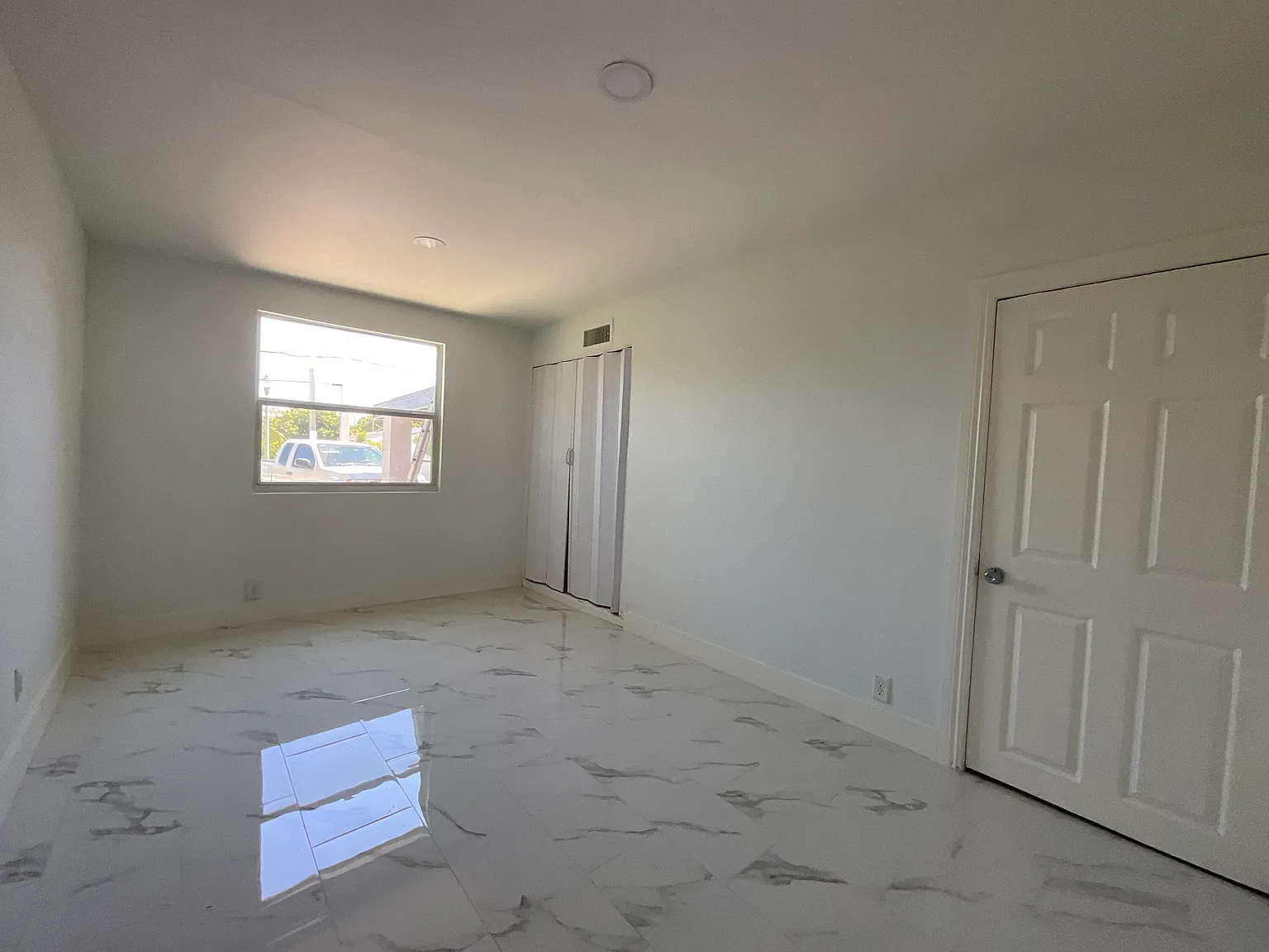 duplex — Photo 3