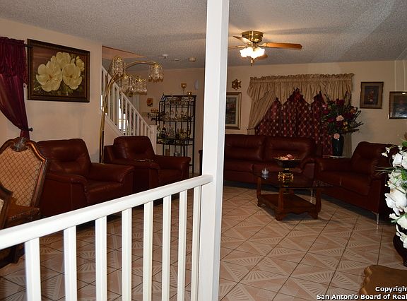 3rd image of 8163 Cheryl Meadow Dr