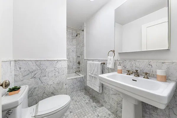 Sold by Compass | media 8