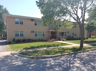 445 W Miner St APT 3, Arlington Heights, IL 60005