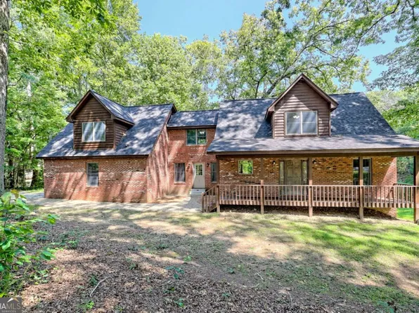 2204 Cedar Cliff Rd, Hiawassee, GA 30546