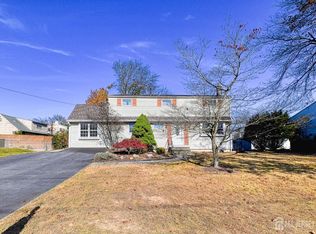 271 Garner Rd, North Brunswick, NJ 08902