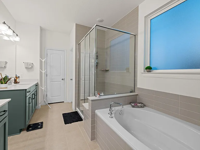 2604 Acoma Ln — Photo 15