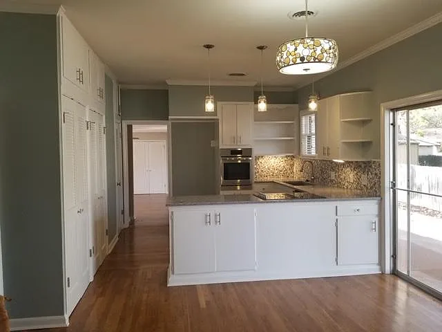 314 W Josephine St — Photo 2