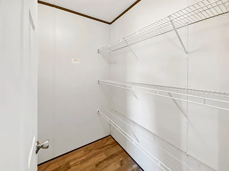 2902 W Jones Rd — Photo 7