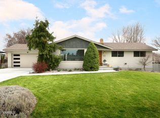 801 S 58th Ave, Yakima, WA 98908