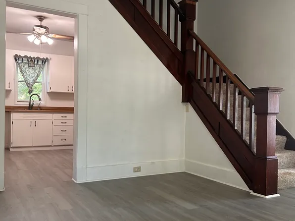 417 W Ferry St, Berrien Springs, MI 49103
