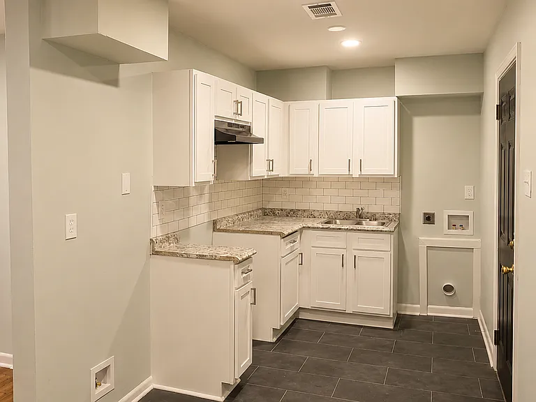 750 Lester St — Photo 4