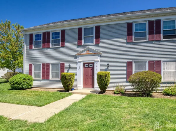 461 Revere Way #B, Monroe Township, NJ 08831