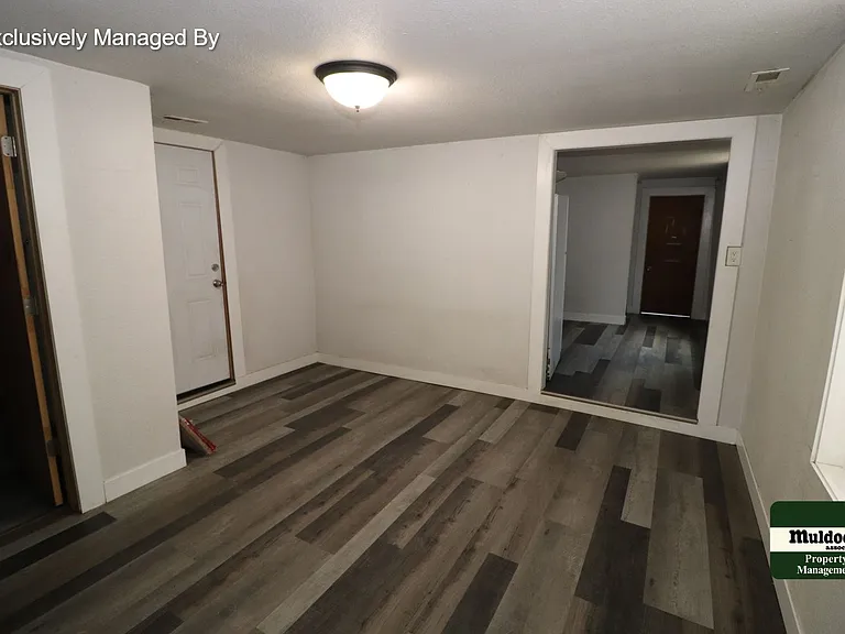 1543 Spruce St — Photo 6