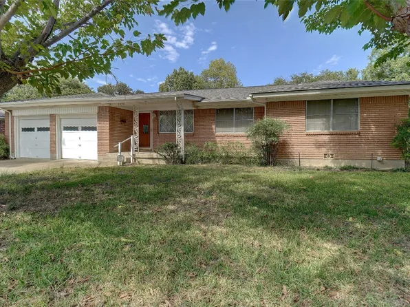 5329 Ammons St, Fort Worth, TX 76117