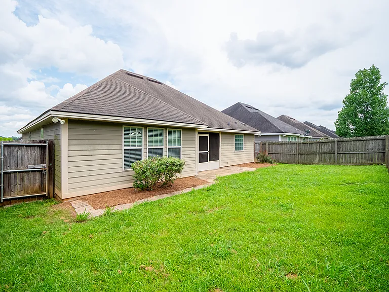 4251 Shadow Garden Dr — Photo 40