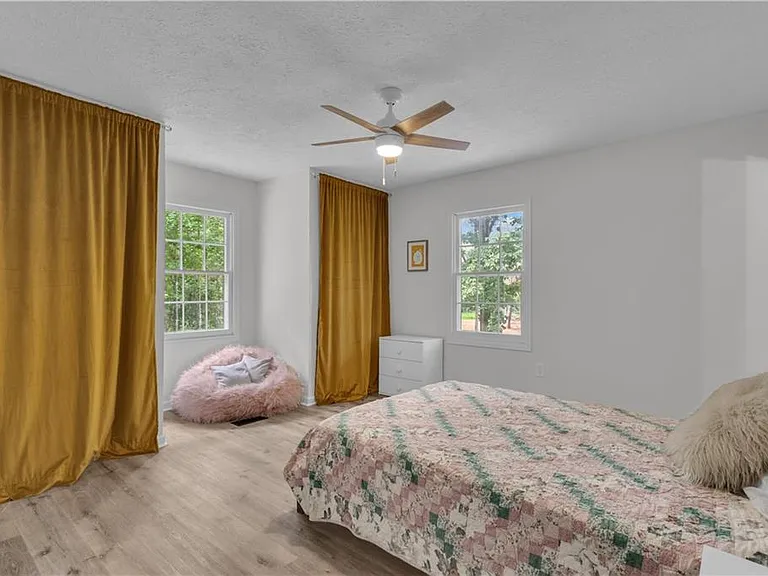 6290 Cascade Palmetto Hwy — Photo 40