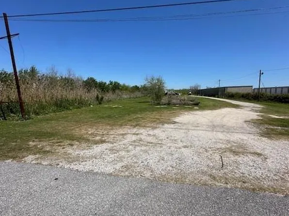 42219 Highway 23, Buras, LA 70041