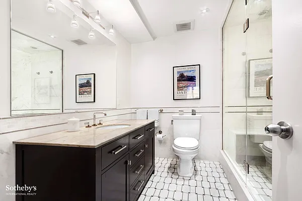 Sold by Sotheby's International Realty | media 26