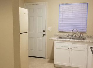 6827 Porter Rd APT 11, New Port Richey, FL 34653