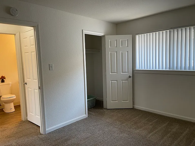 375 Saratoga Ave — Photo 7