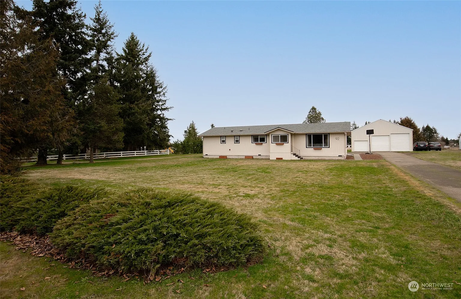 92 Fitzgerald Road photo 1