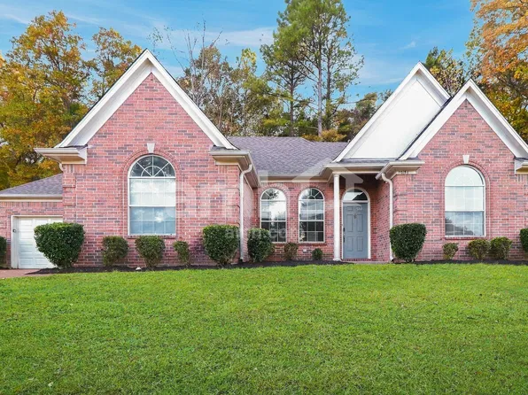 10151 Woodland Hills Dr, Cordova, TN 38018