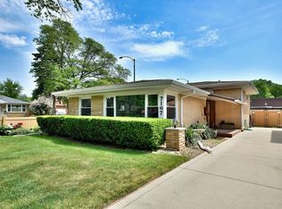 7167 N Ozanam Ave, Chicago, IL