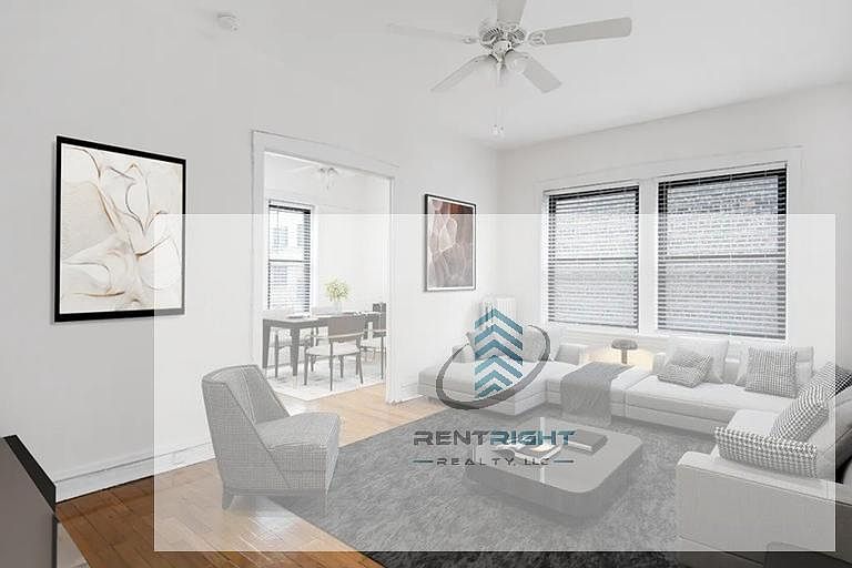 1st image of 634-42 W Cornelia Ave #642-3S