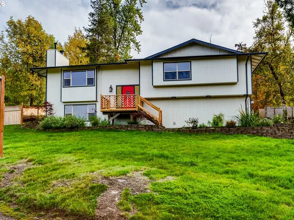 759 S 71st St, Springfield, OR 97478