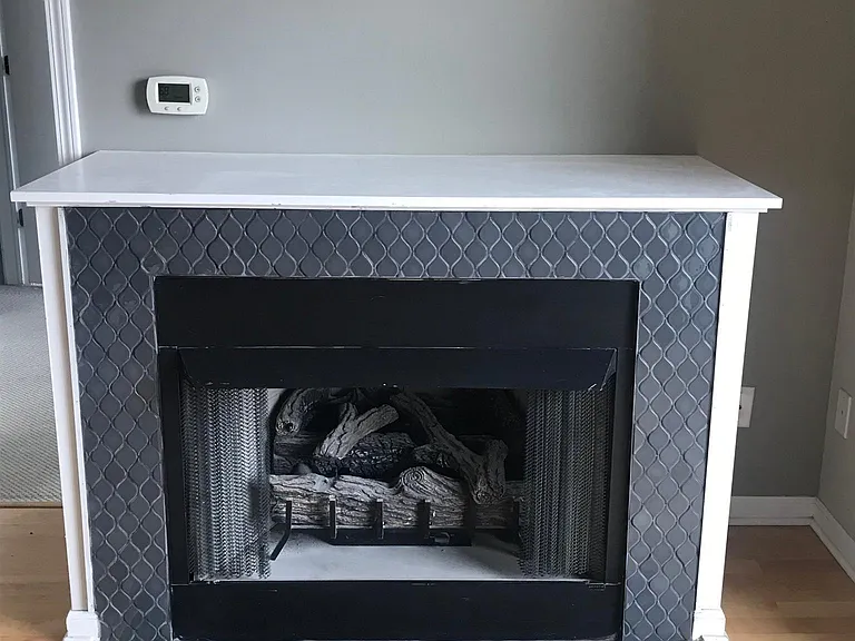 Gas fireplace