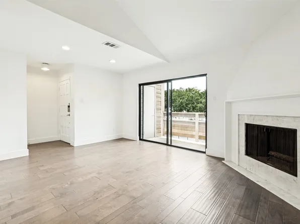 7640 W Greenway Blvd APT 8H, Dallas, TX 75209