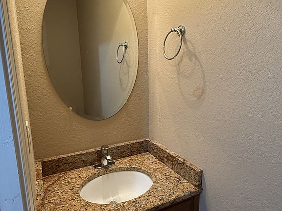 4th image of 144 Madeline Ct #0