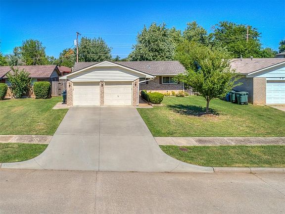 2nd image of 509 Sunnyside Pl