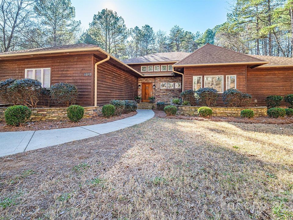 1st image of 9065 Burroughs Ct