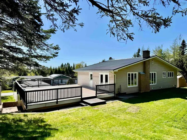 44 Lahey Dr, Halifax, NS B2Z 1R2