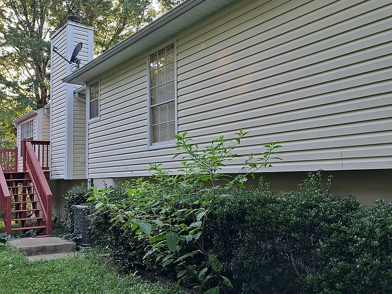 5217 Hickory Grove Cir — Photo 4