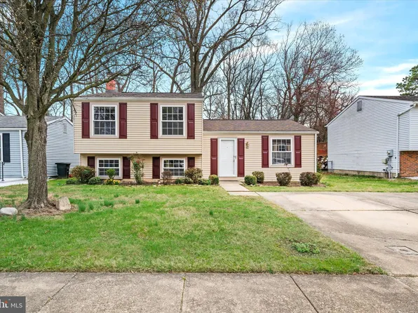 10 Warwick Ln, New Castle, DE 19720