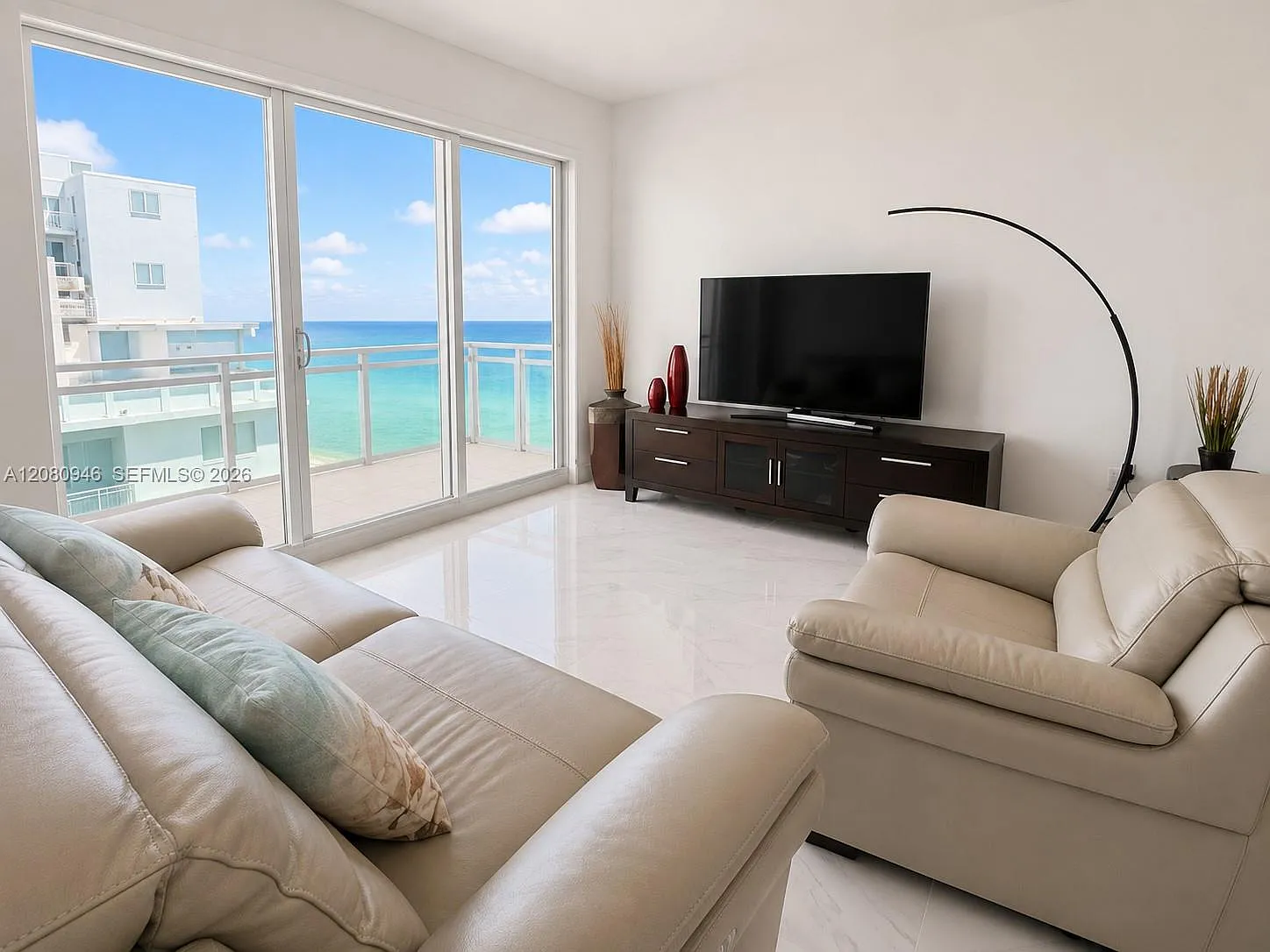 The Collins Condo — Photo 3