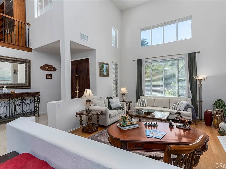 7371 Westcliff Dr — Photo 4