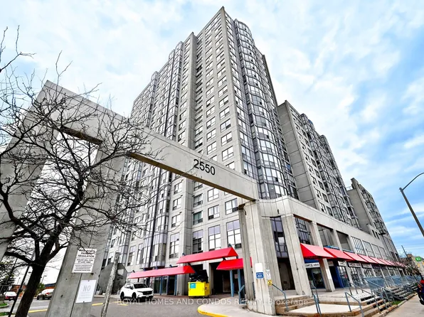 2550 Lawrence Ave E #618, Toronto, ON M1P 4Z3
